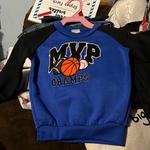 Boys size 3t sweater